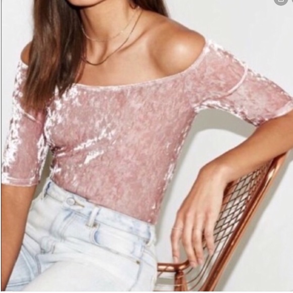 Kendall & Kylie Tops - KENDALL & KYLIE CRUSHED PINK VELVET CROP TOP